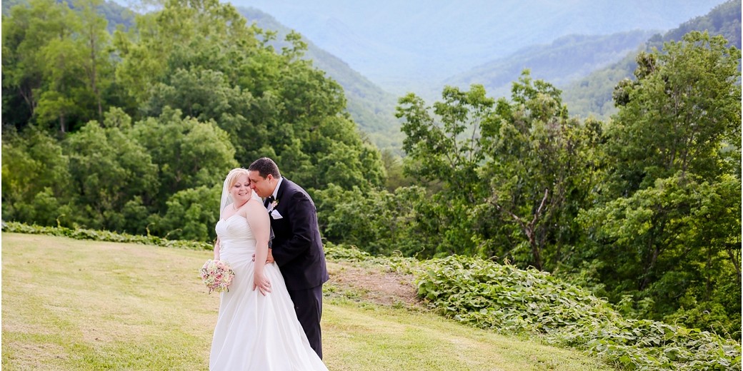 Gatlinburg Wedding Photographer